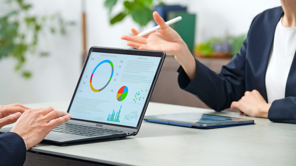 管理職へ研修している風景