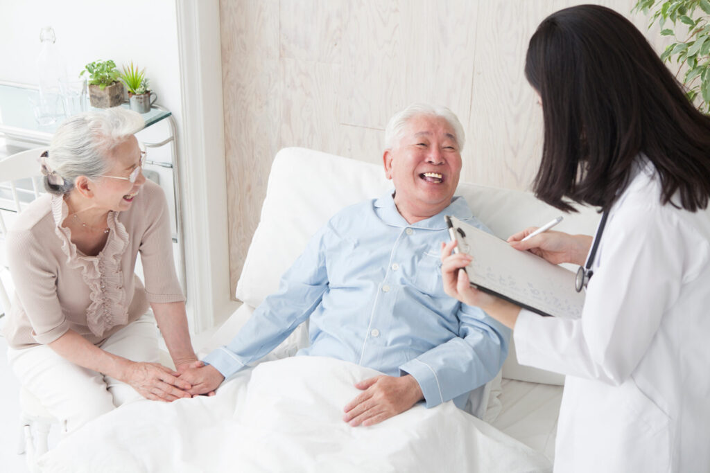 笑顔の患者様の写真
